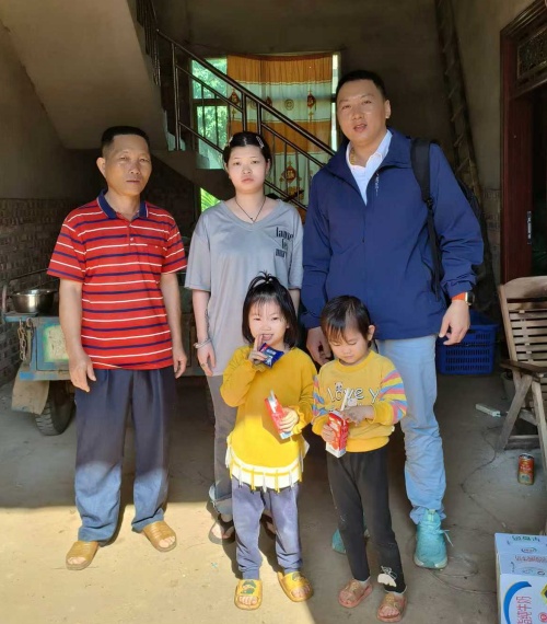村民、_副本.jpg